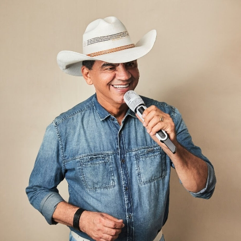 Picture of Ton Oliveira