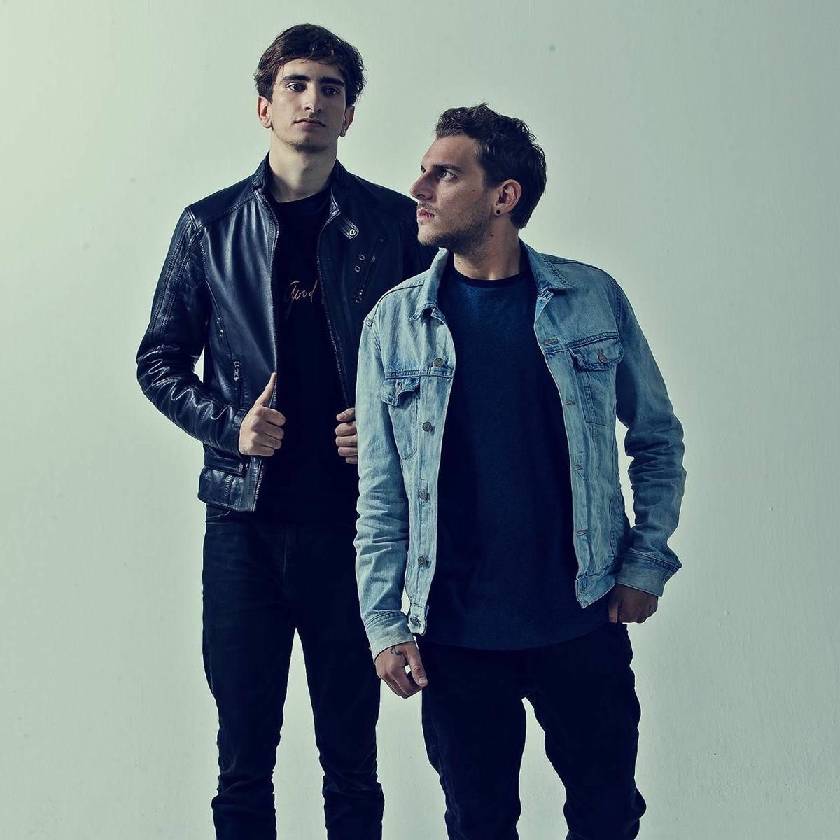 Artist picture of Raven & Kreyn