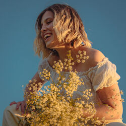 Picture of Cara Hammond