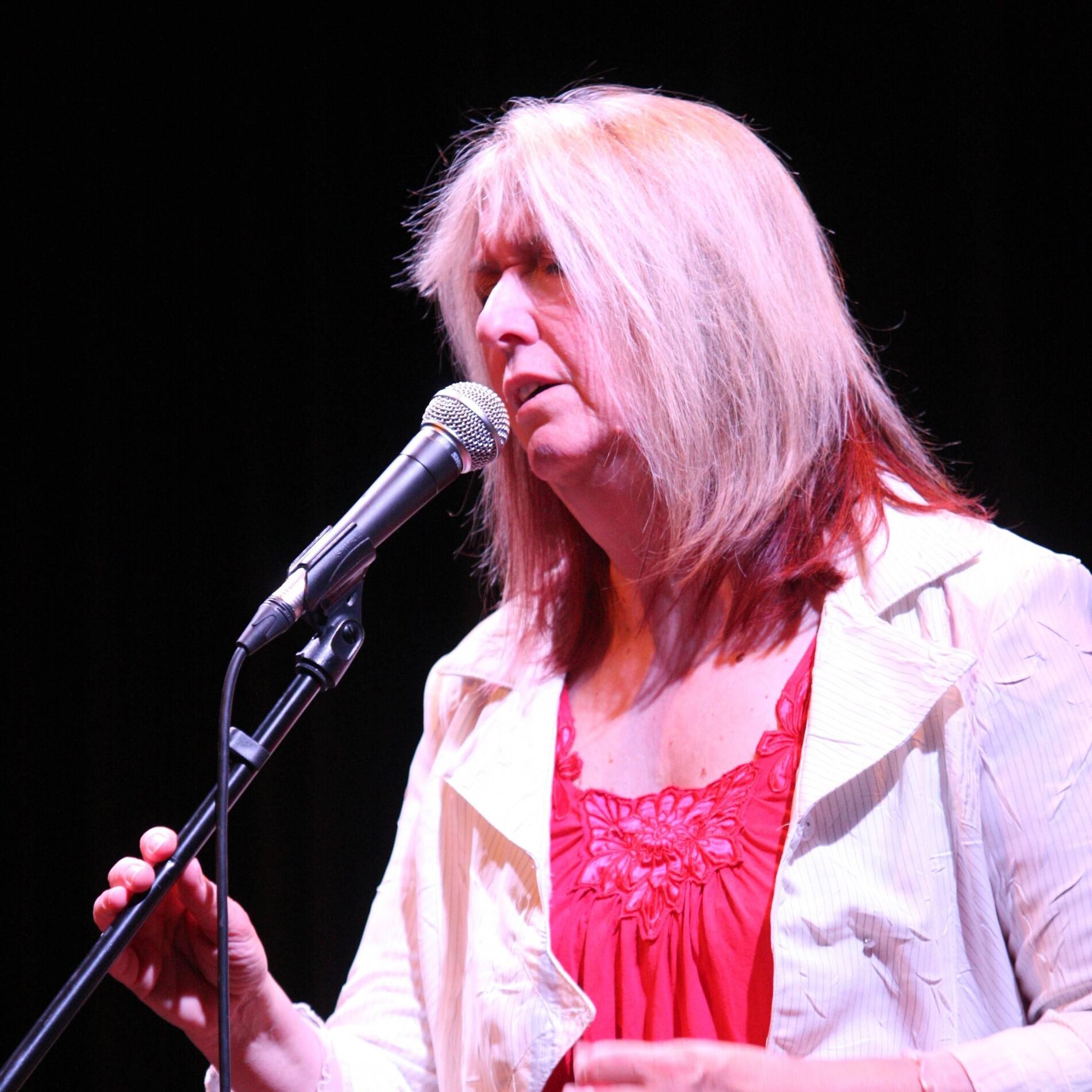 Artist picture of Maddy Prior