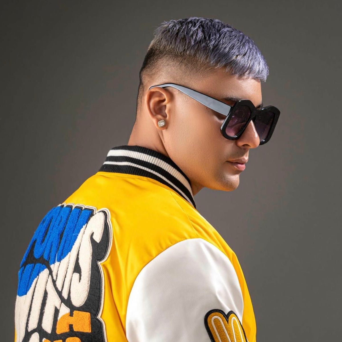 Artist picture of Makano