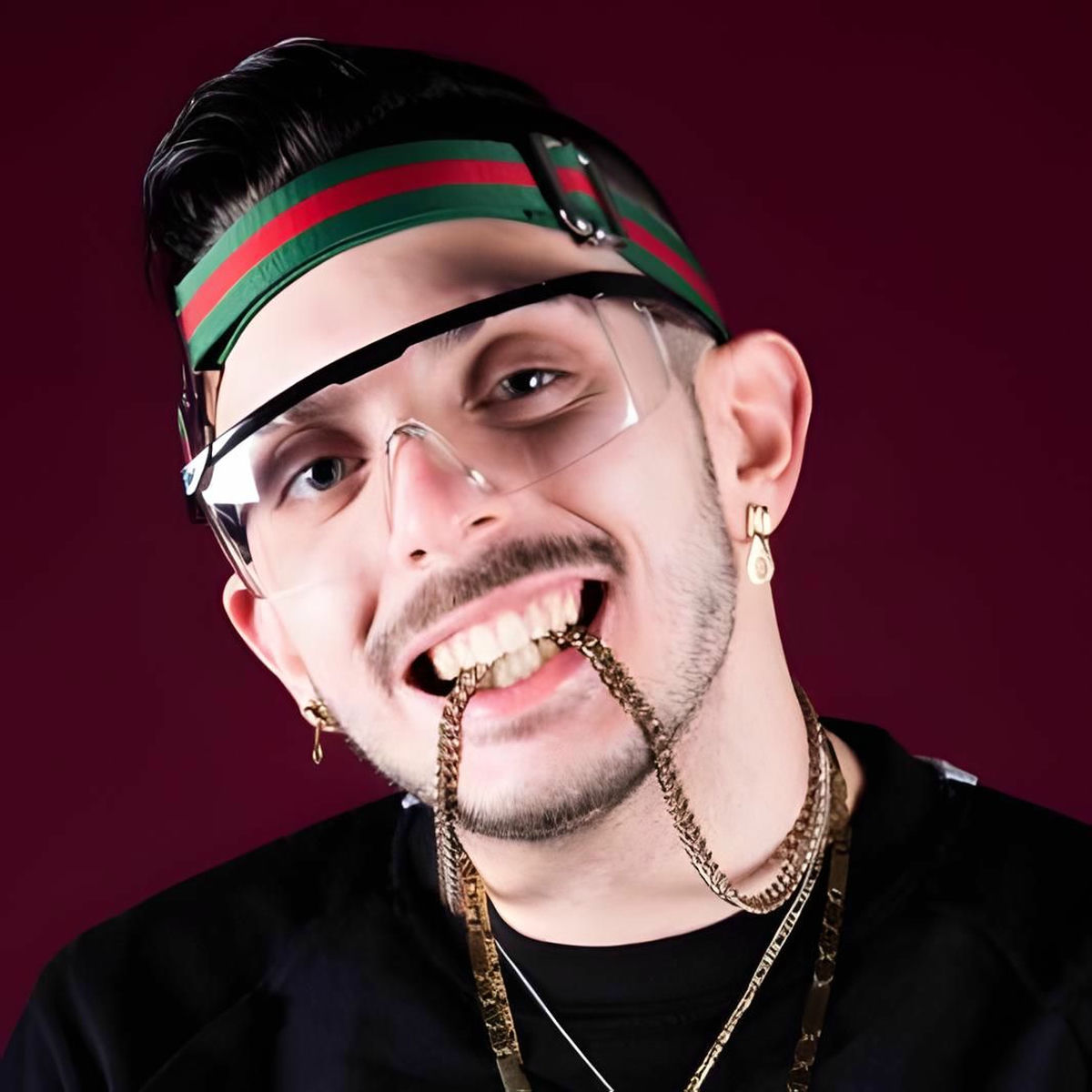 Enzo Dong