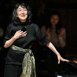 Picture of Mitsuko Uchida