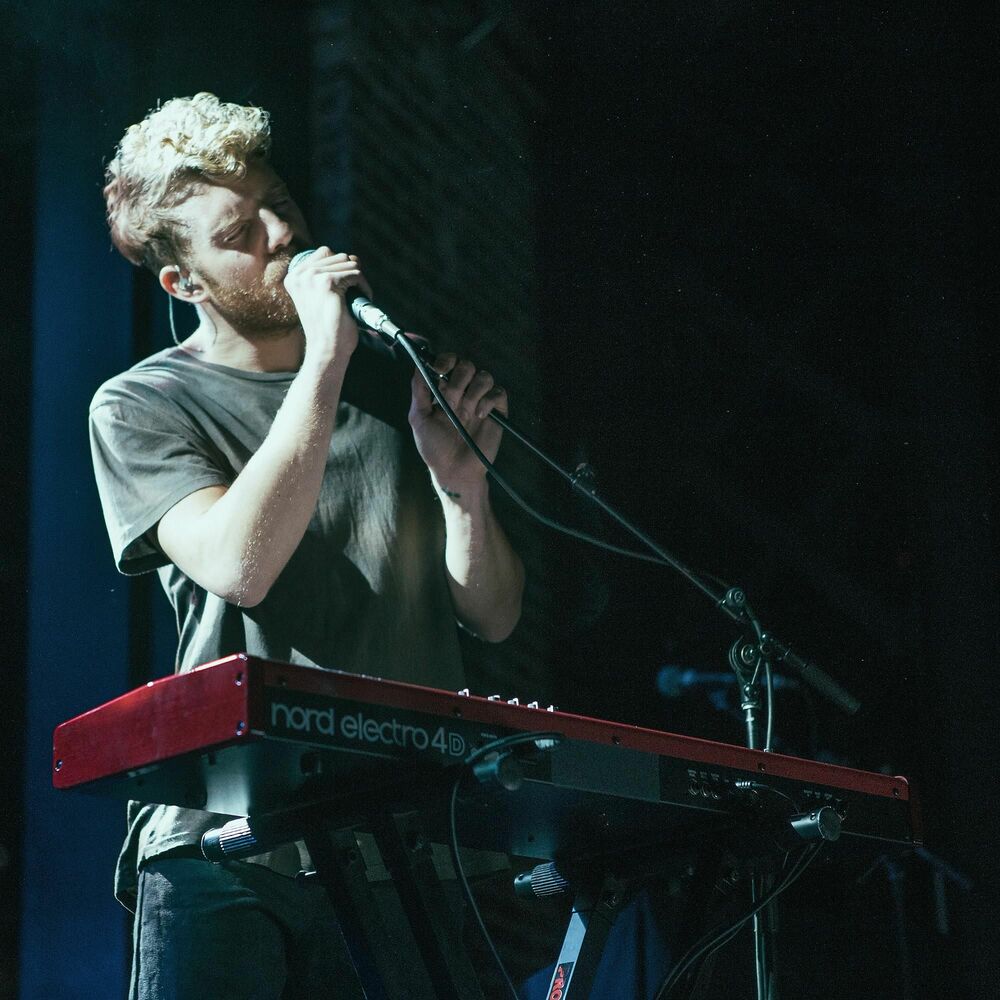 Picture of Andrew Belle
