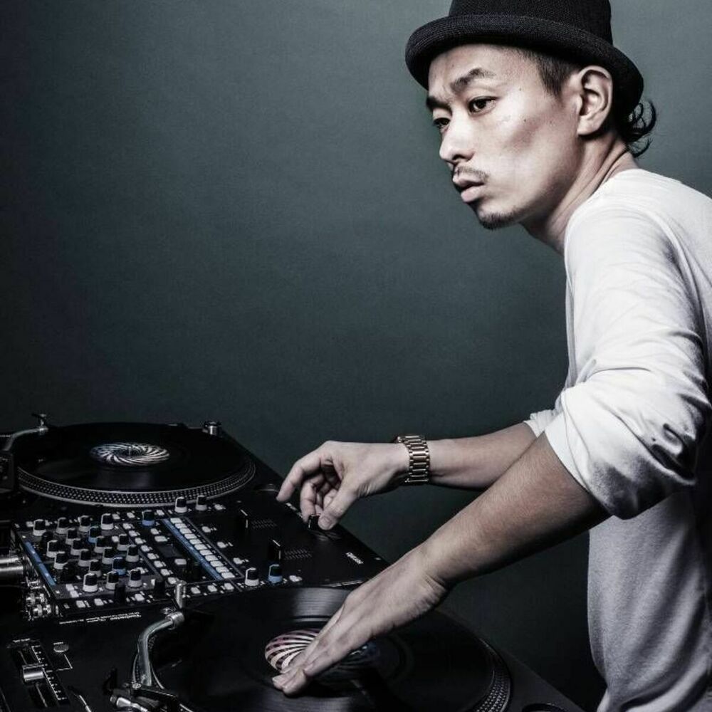 Picture of DJ Kentaro