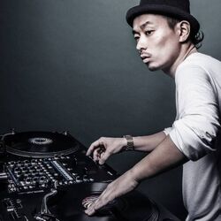 Picture of DJ Kentaro