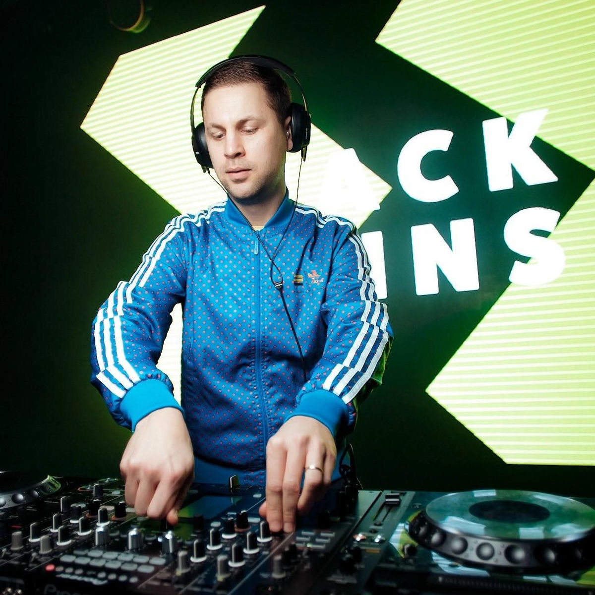 Artist picture of Jack Wins