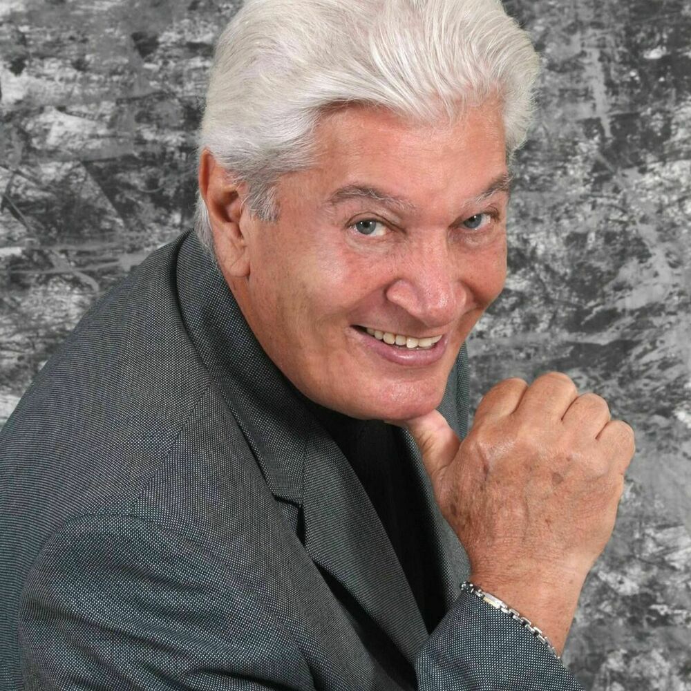 Picture of Adalberto Santiago