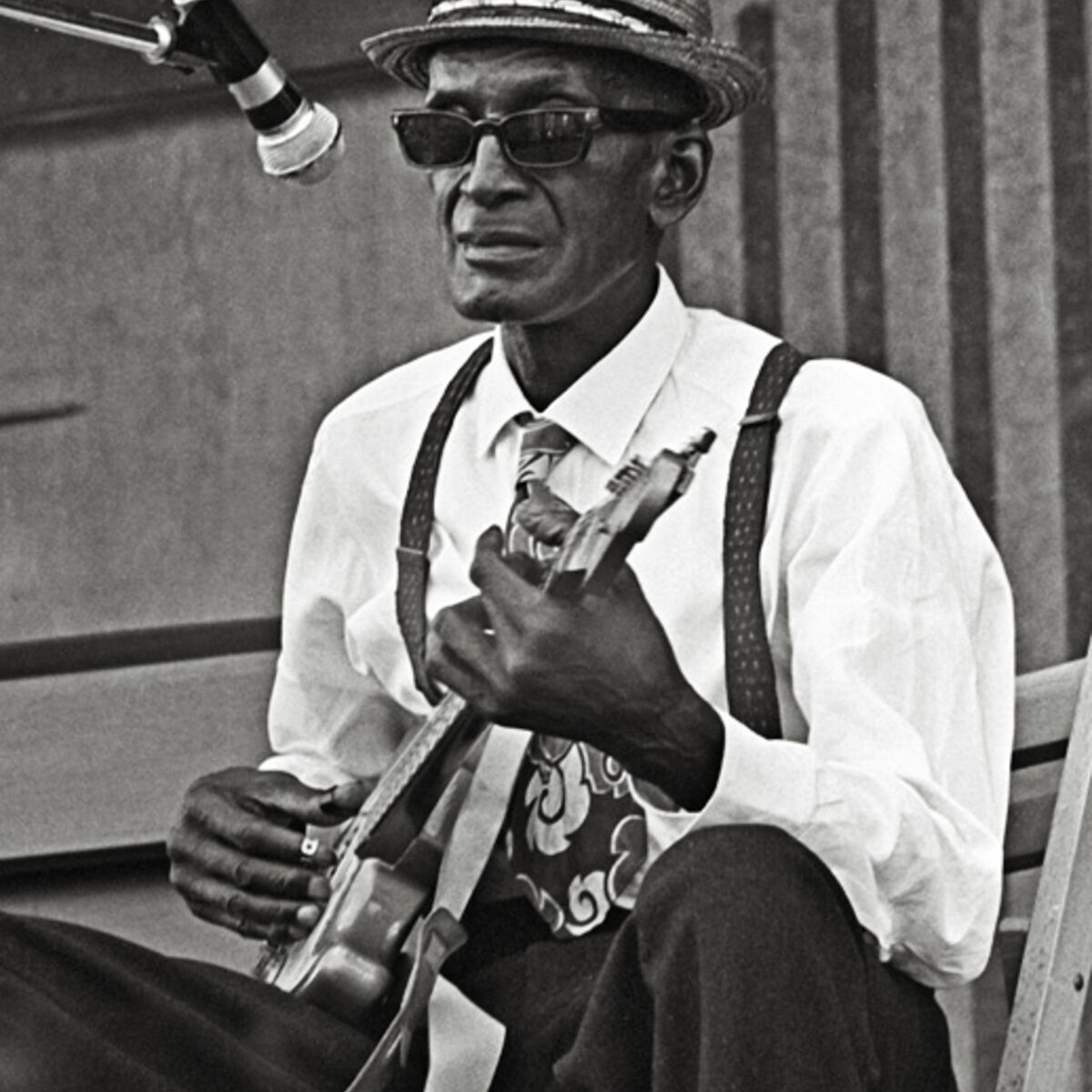 Artist picture of Sleepy John Estes