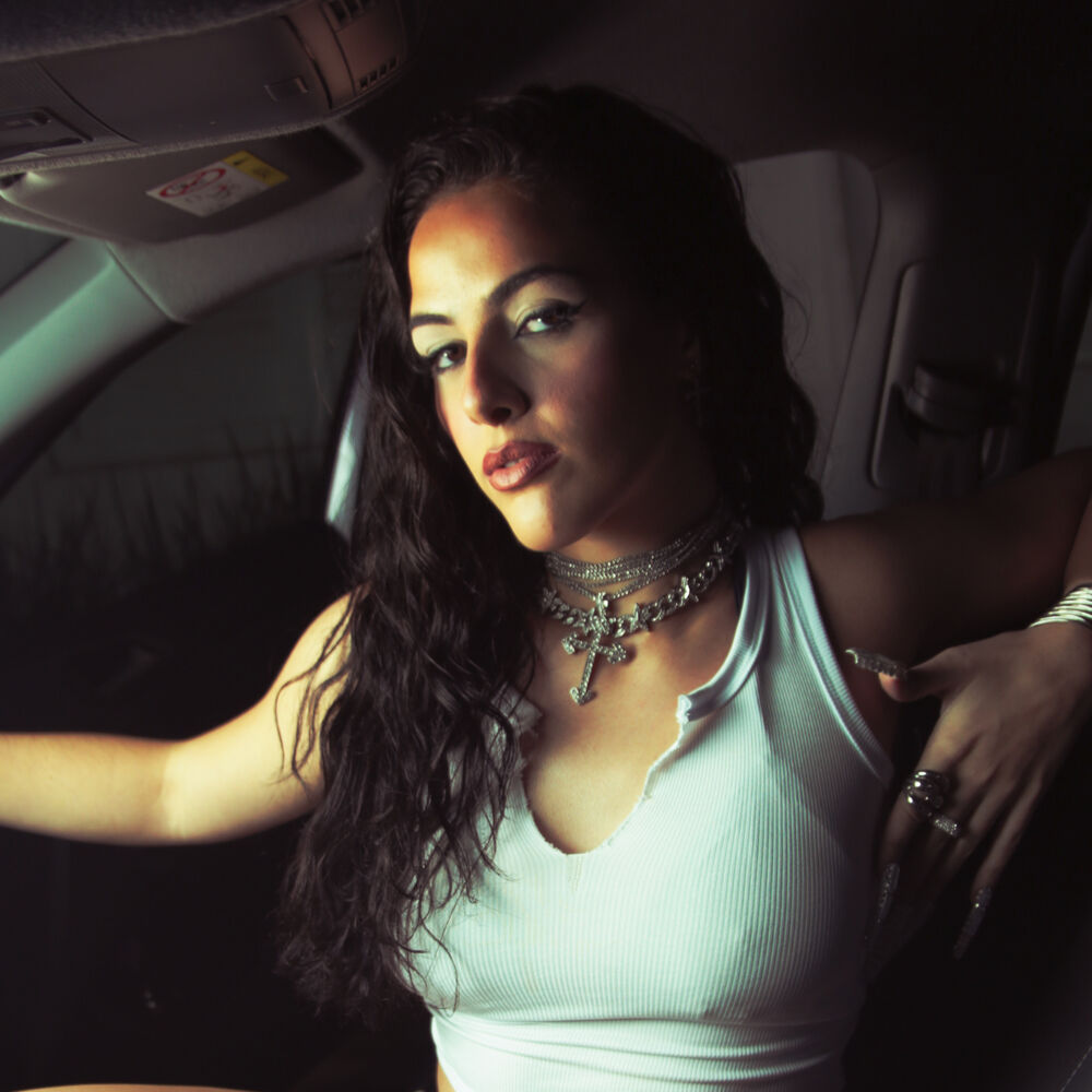 Picture of MARINA NA VOZ