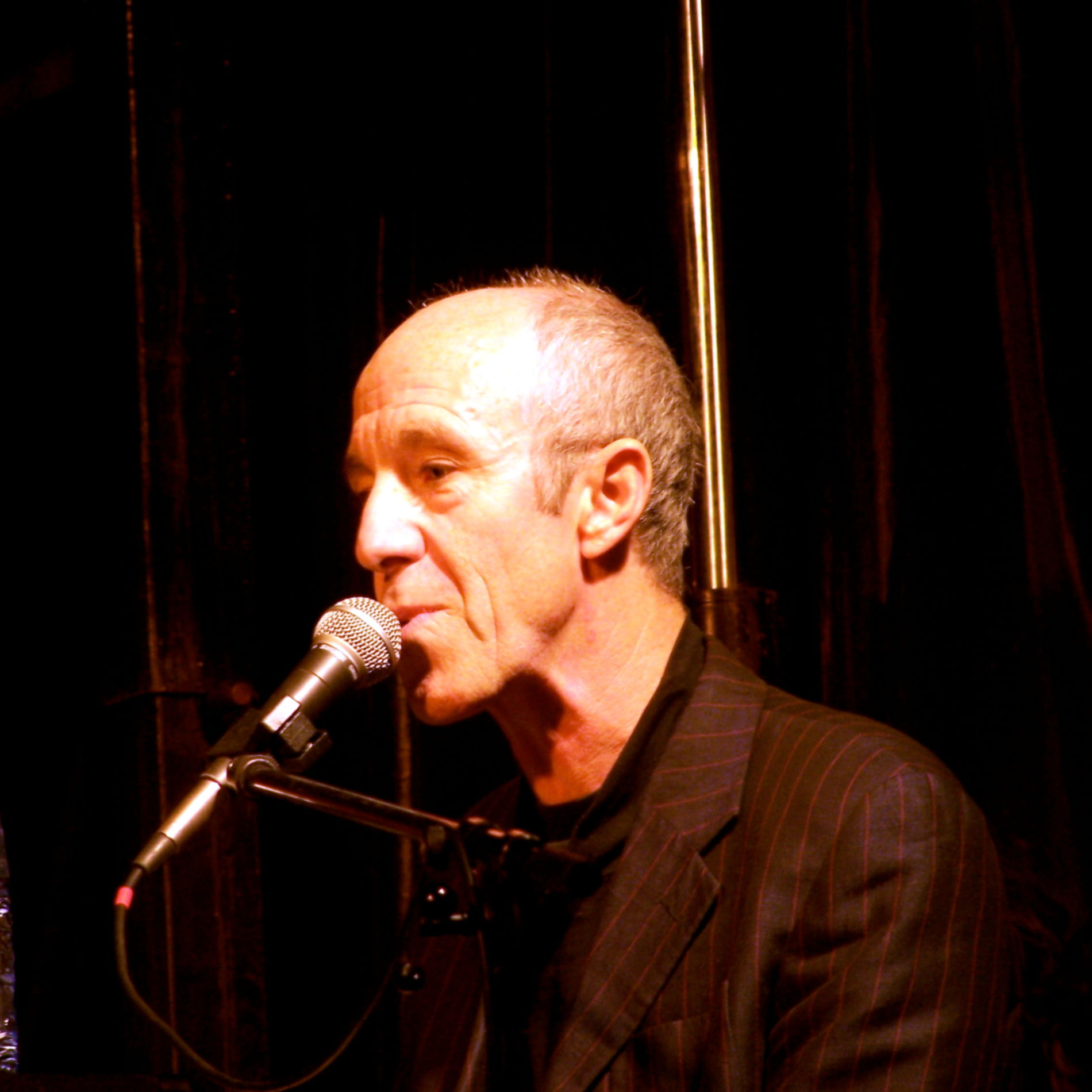 Artist picture of Raymond van het Groenewoud