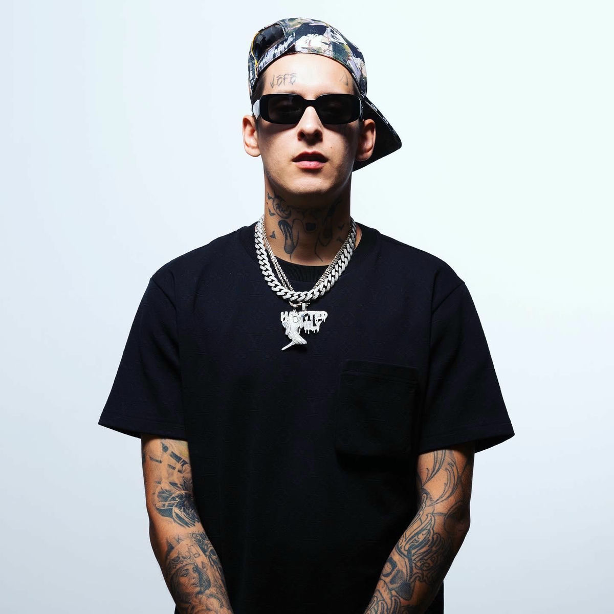 Artist picture of Kizaru