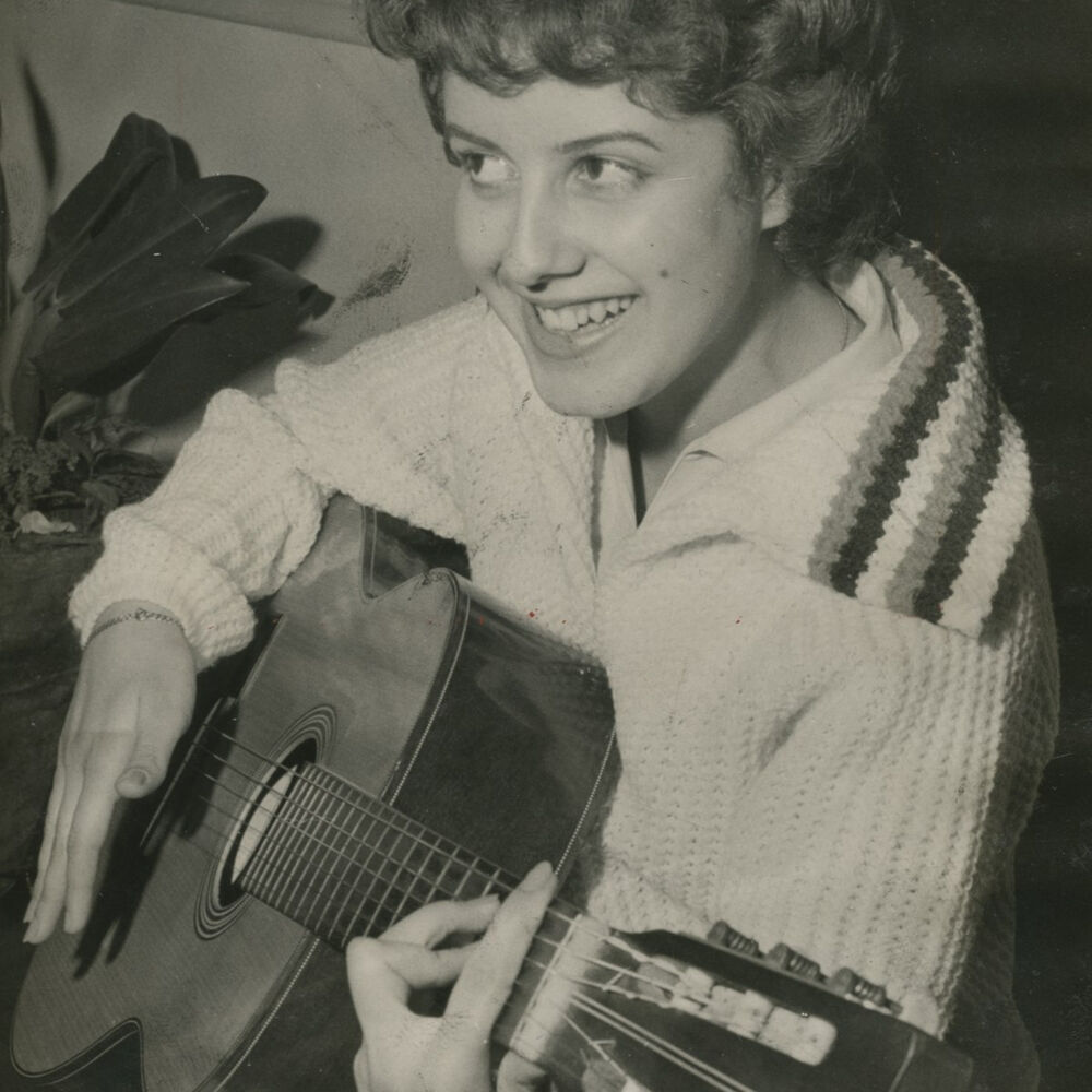 Picture of Celly Campello