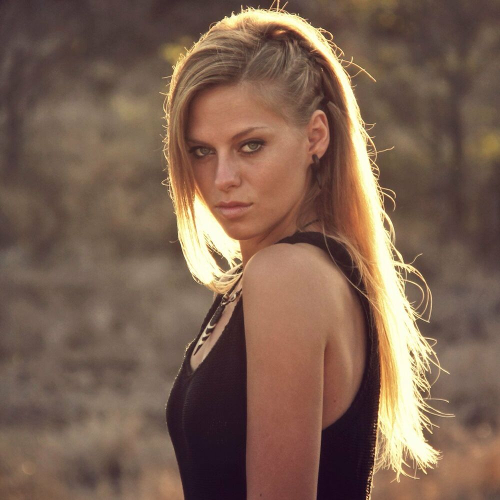 Picture of Nora En Pure