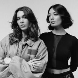 Picture of Alyssa & Gia