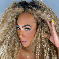 Picture of Quelynah