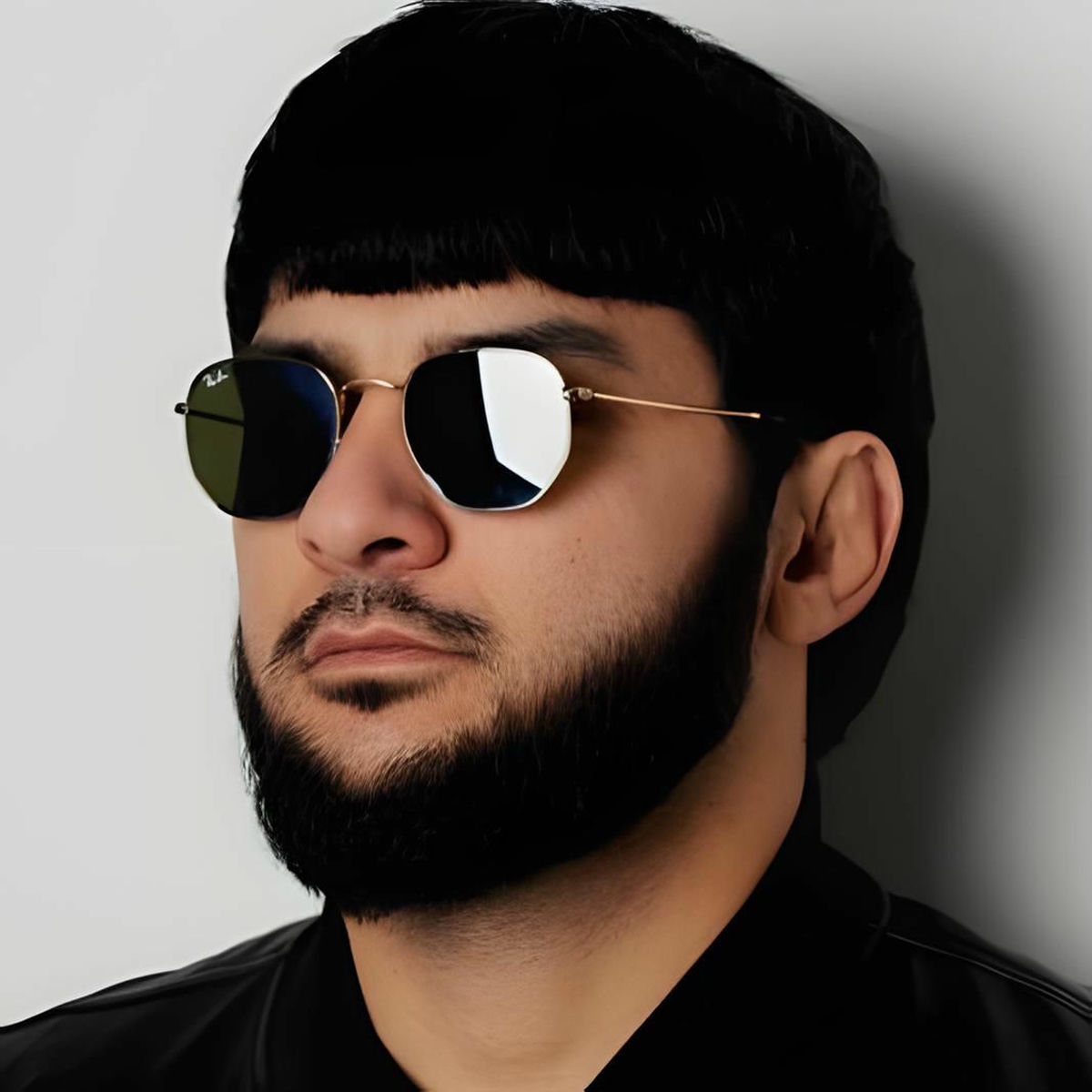 Ислам Итляшев