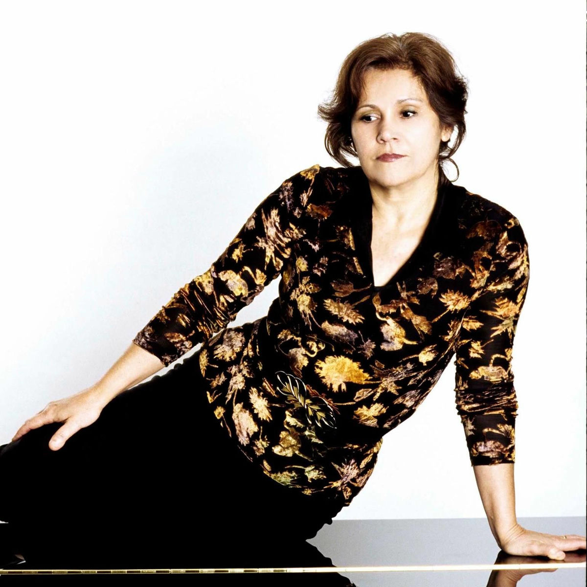 Artist picture of Cristina Ortiz