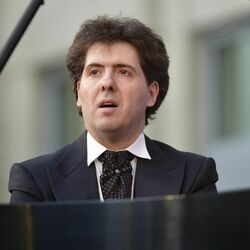 Picture of Simone Pedroni