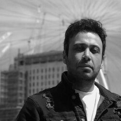 Picture of Mohsen Chavoshi