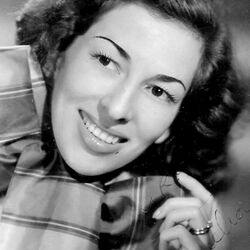 Picture of Carmélia Alves