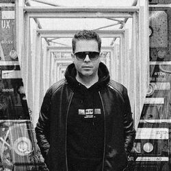 Picture of Giorgio Gee