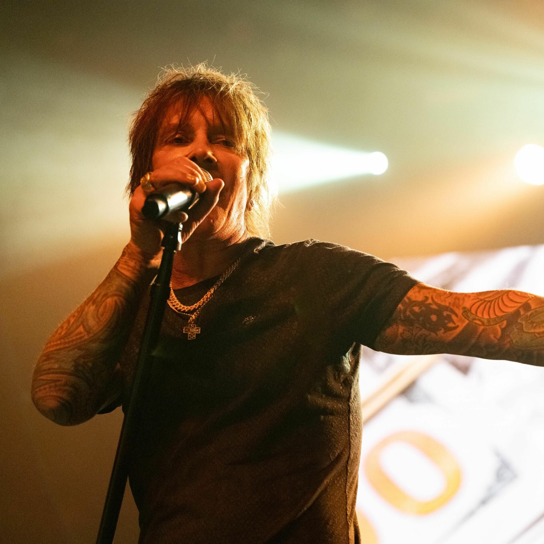 Artist picture of Billy Morrison