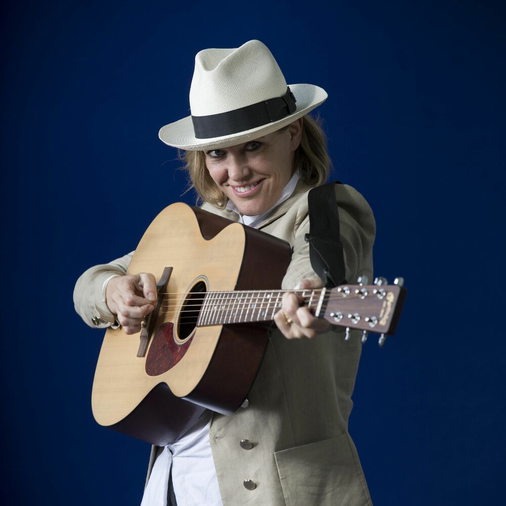 Picture of Cerys Matthews