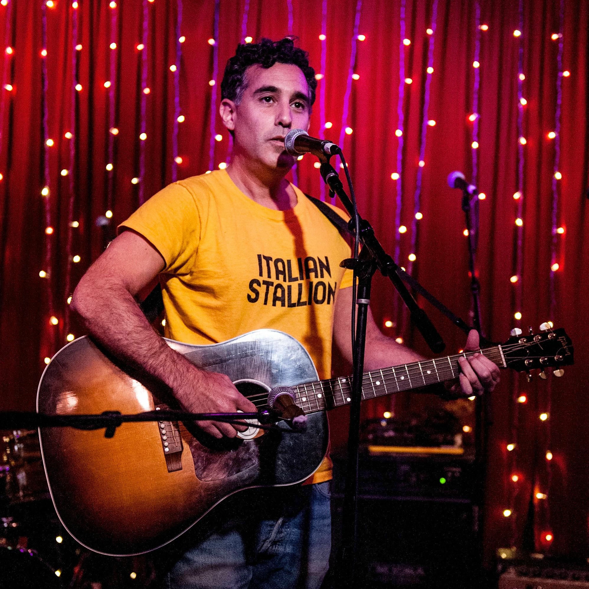 Artist picture of Joshua Radin