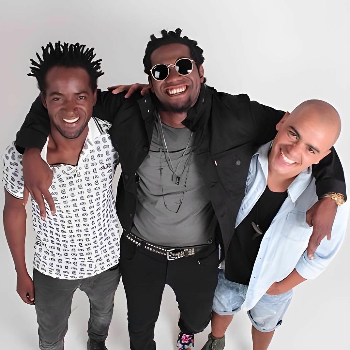 Artist picture of Trio Ternura