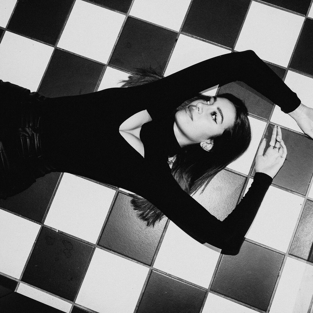 Picture of Julia Wolf