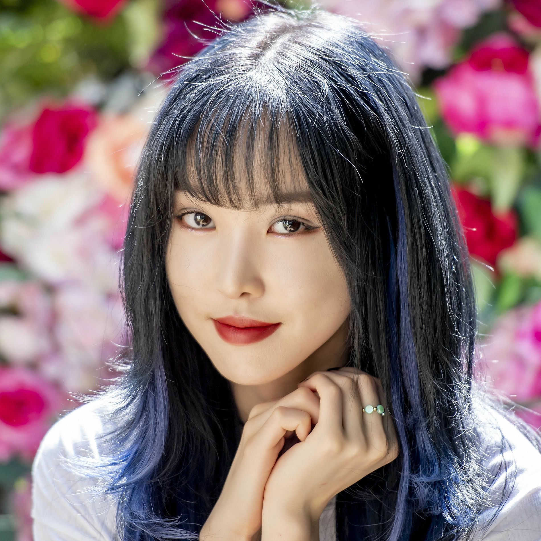 Artist picture of YUJU