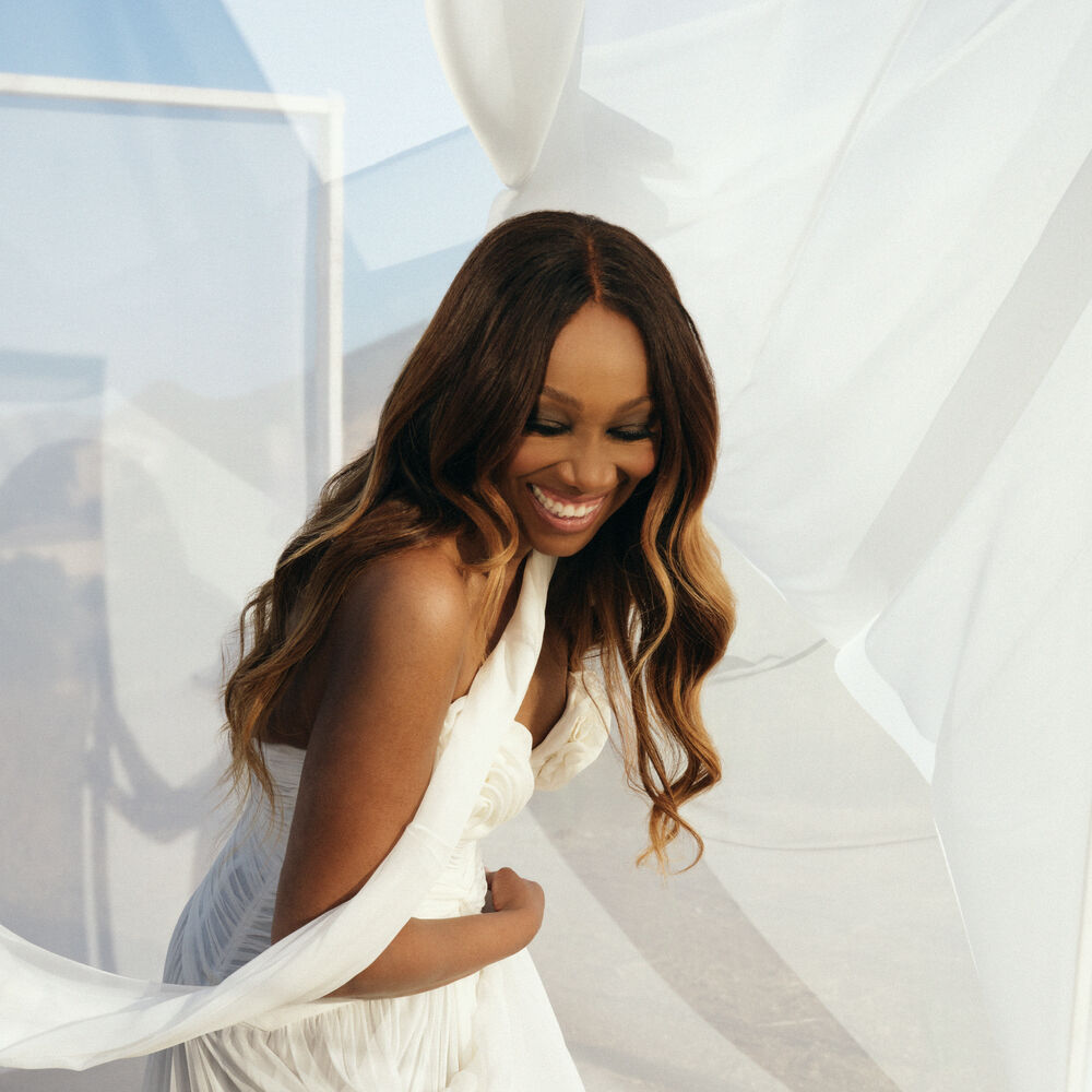 Picture of Yolanda Adams