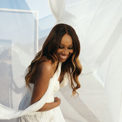 Picture of Yolanda Adams