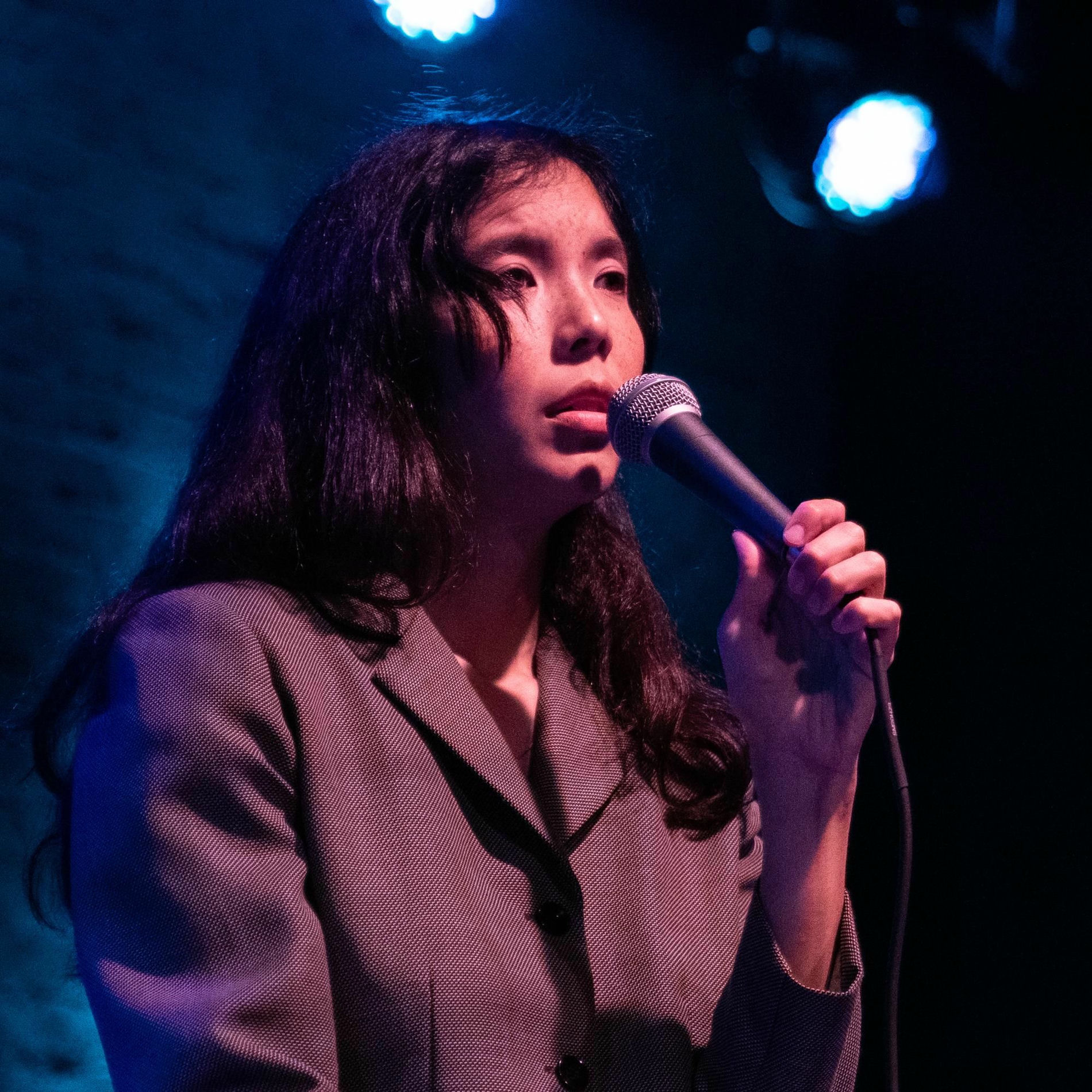 Artist picture of Ana Roxanne