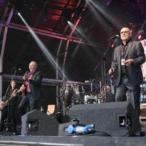 Nine Below Zero: Alben, Songs, Konzerte | Deezer