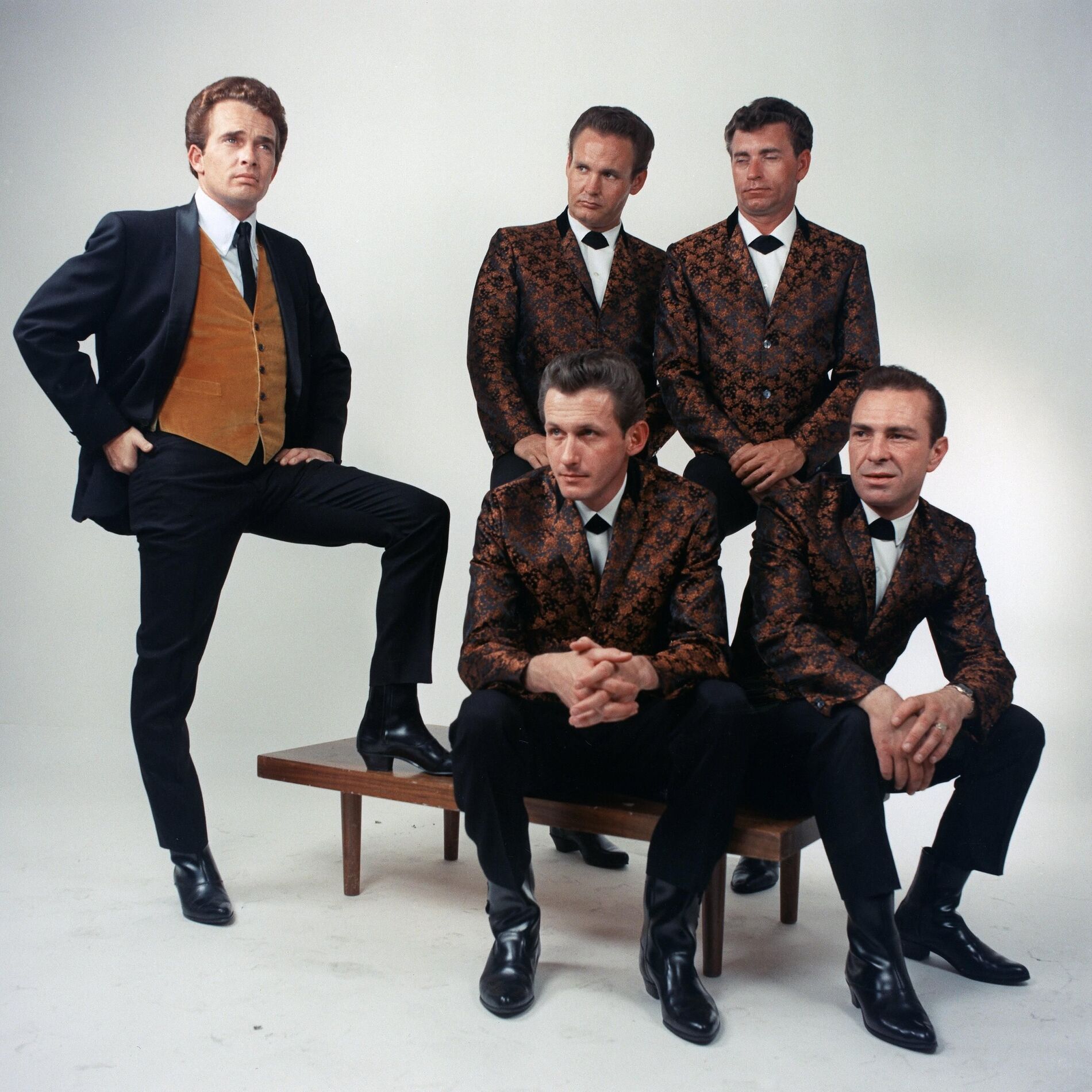 Artist picture of Merle Haggard & The Strangers