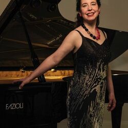 Picture of Angela Hewitt