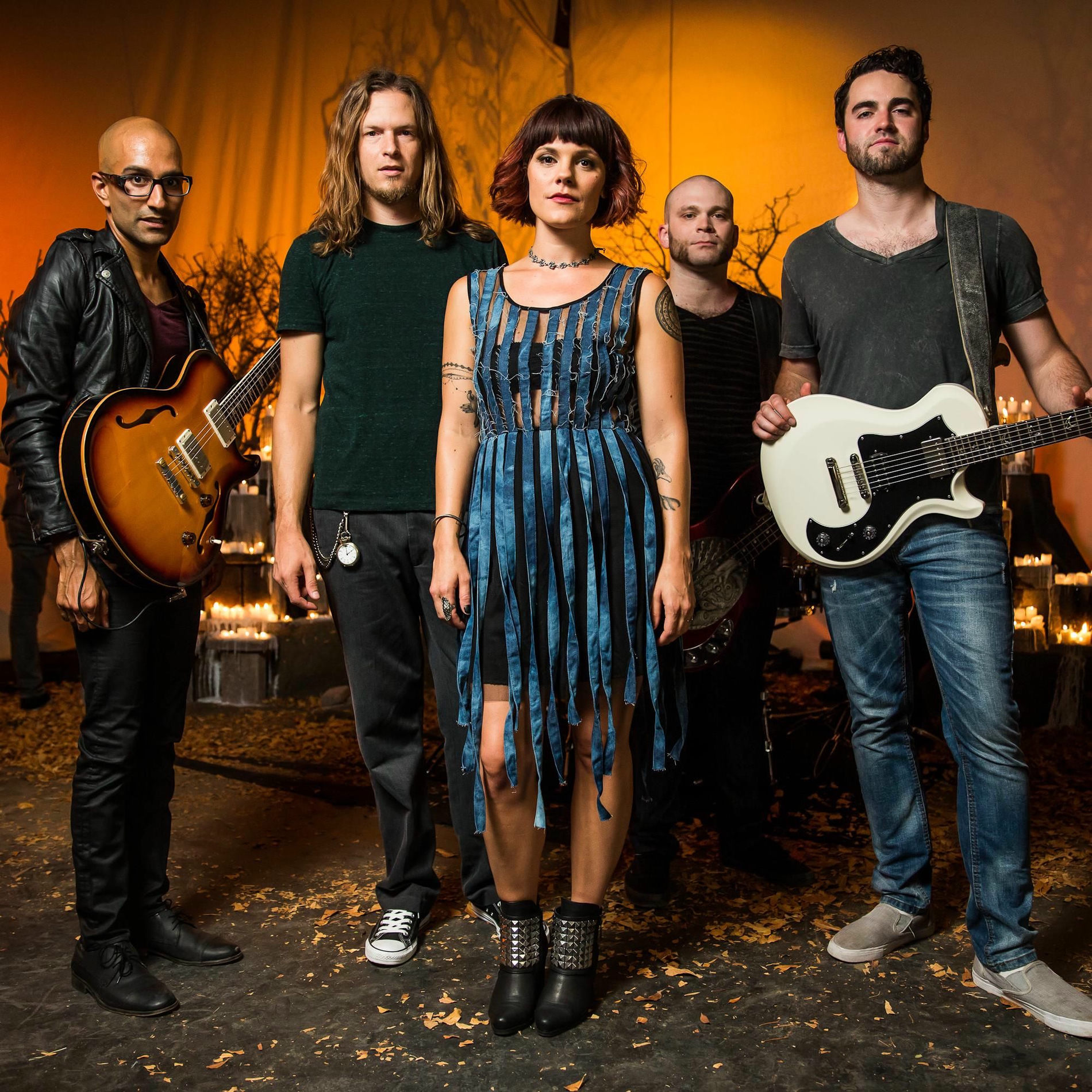 Artist picture of Flyleaf