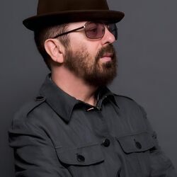 Picture of Dave Stewart
