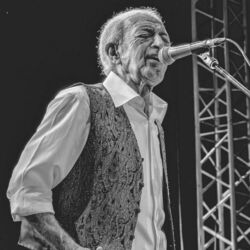 Picture of Edip Akbayram