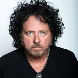 Picture of Steve Lukather