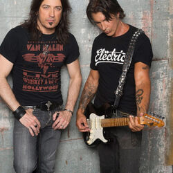 Picture of Sweet & Lynch