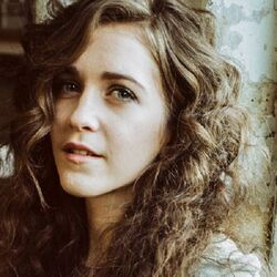 Picture of Rae Morris
