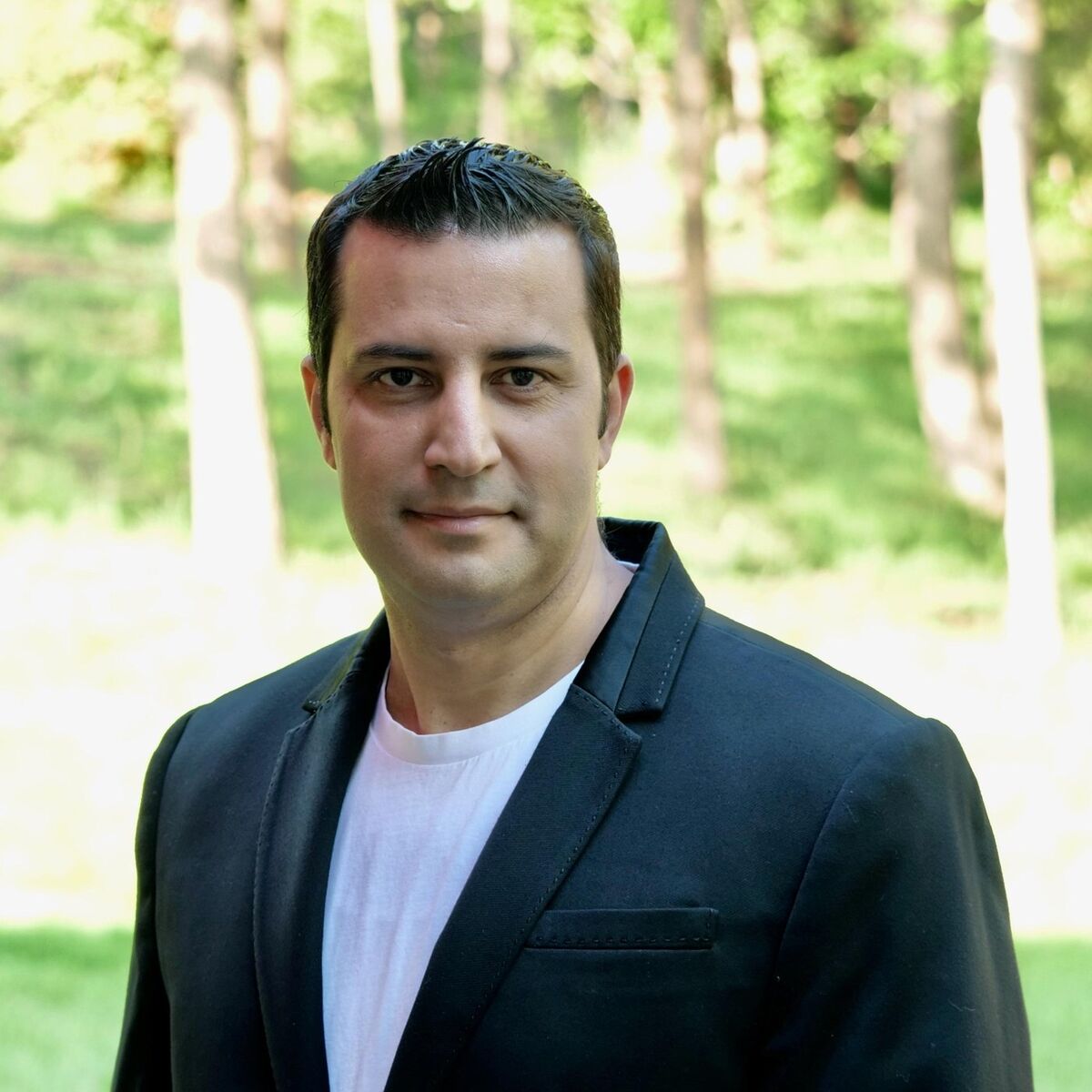 Artist picture of Tarek Haddad