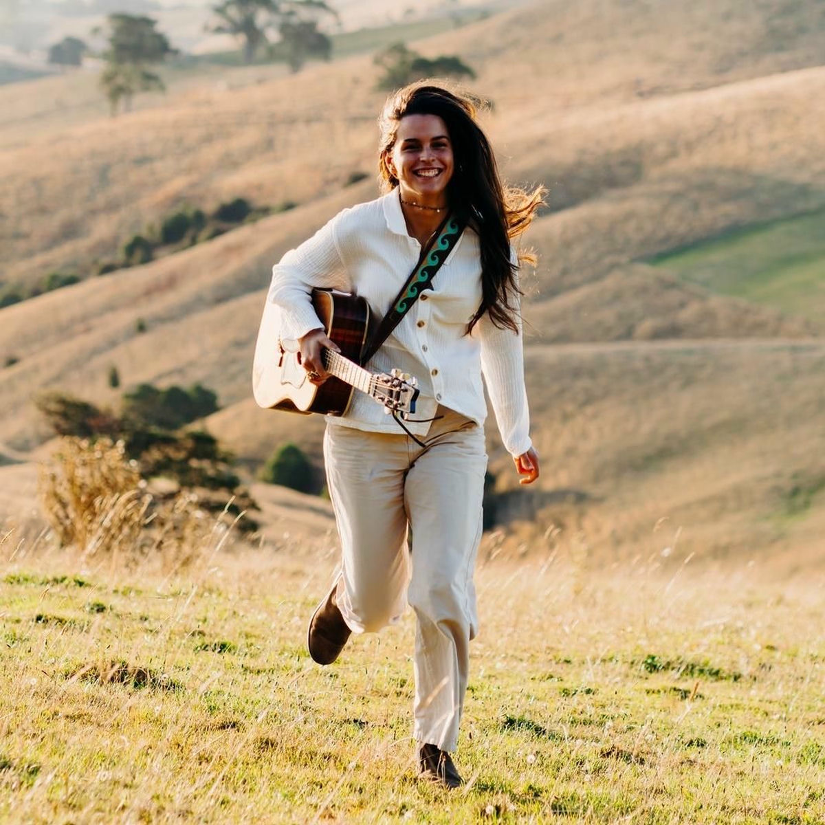 Artist picture of Steph Strings