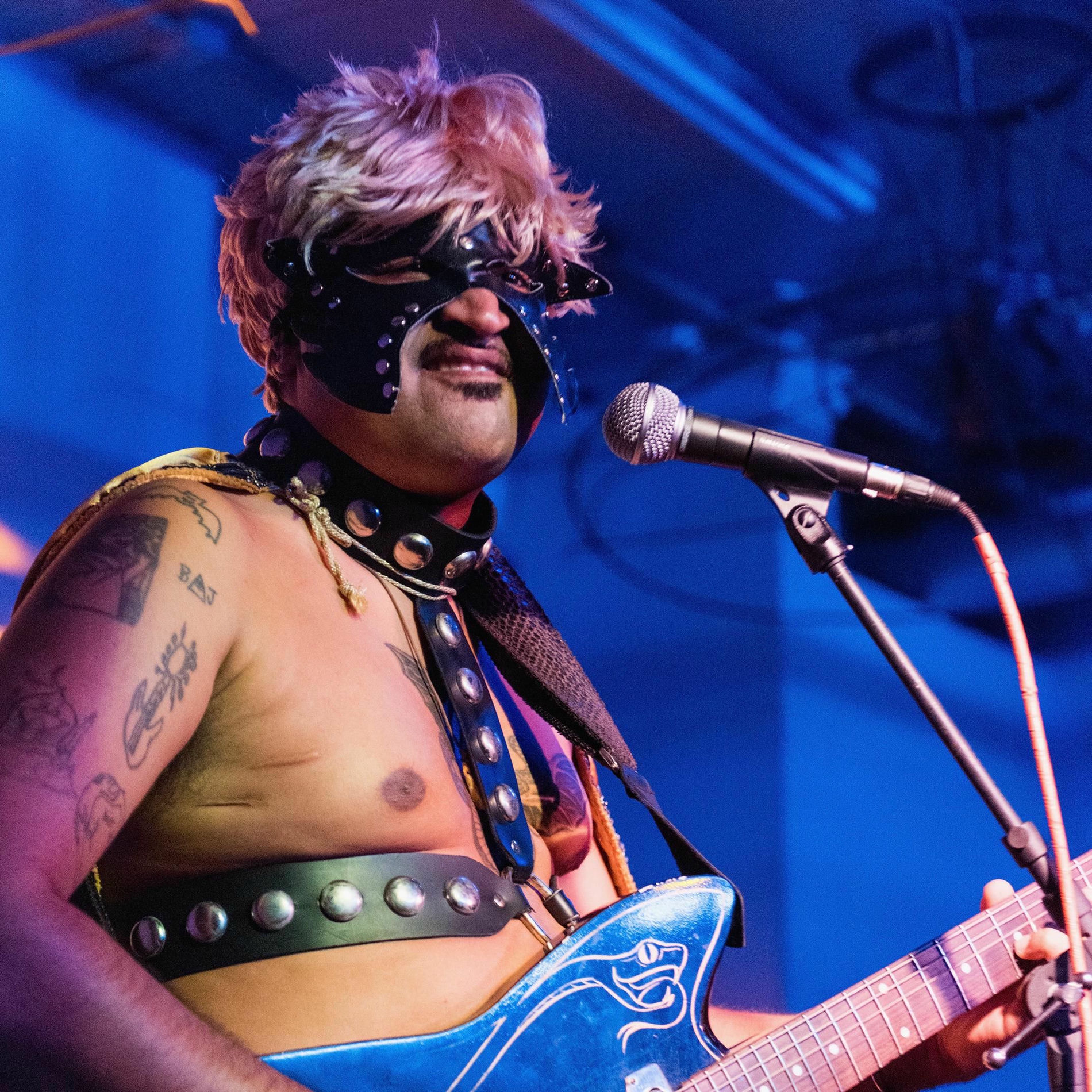 Artist picture of The King Khan & BBQ Show