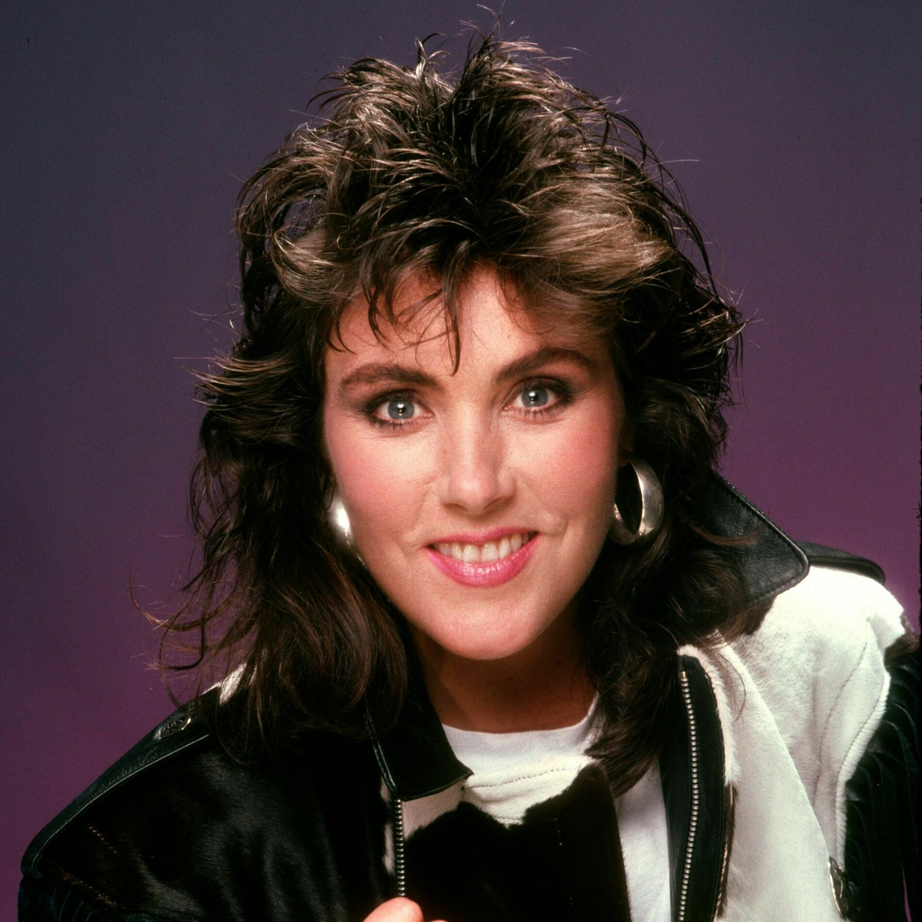 Artist picture of Laura Branigan