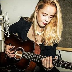 Picture of Tina Dico