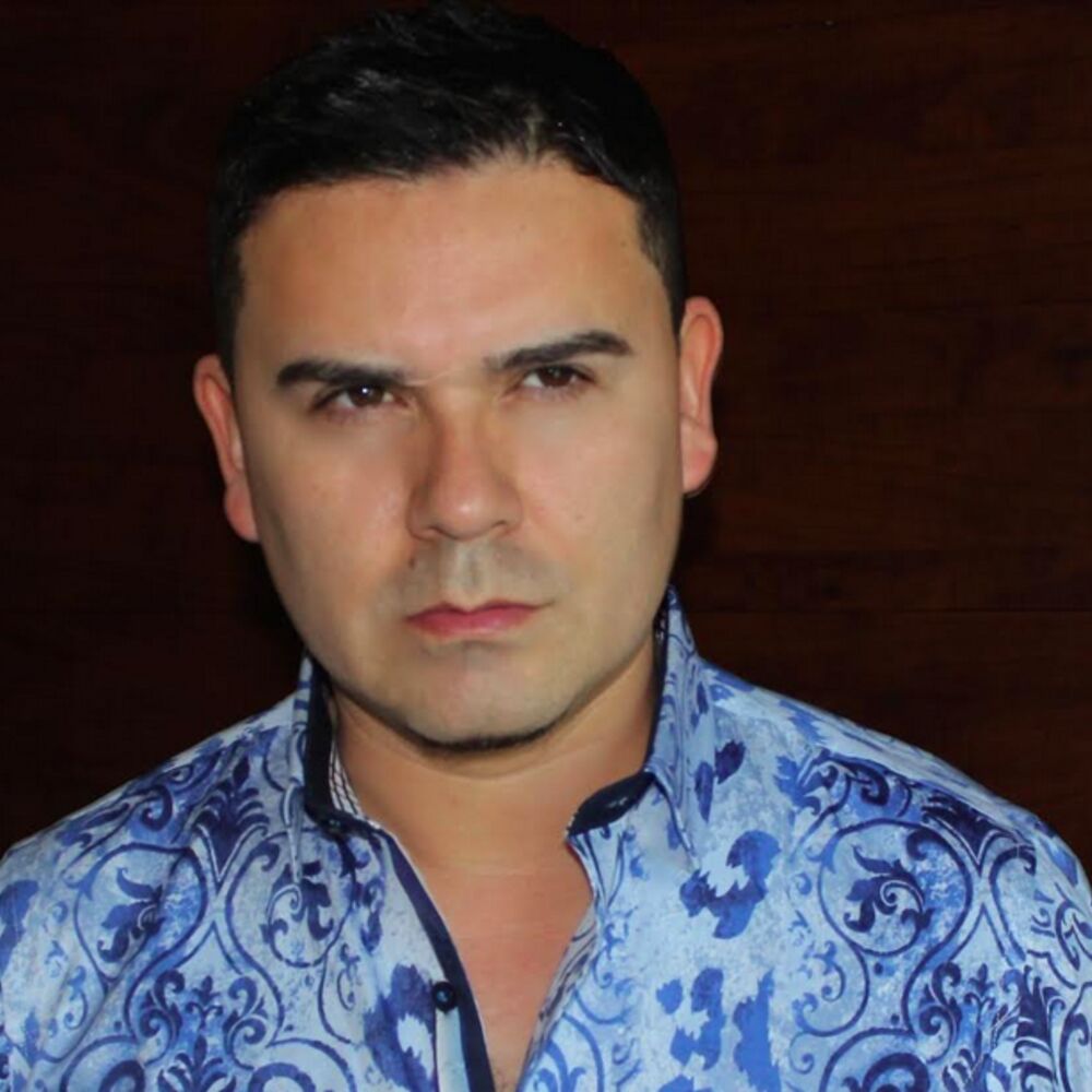 Picture of Claudio Alcaraz